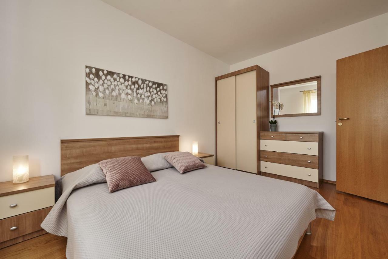 Buonocore Apartment Трогир Экстерьер фото