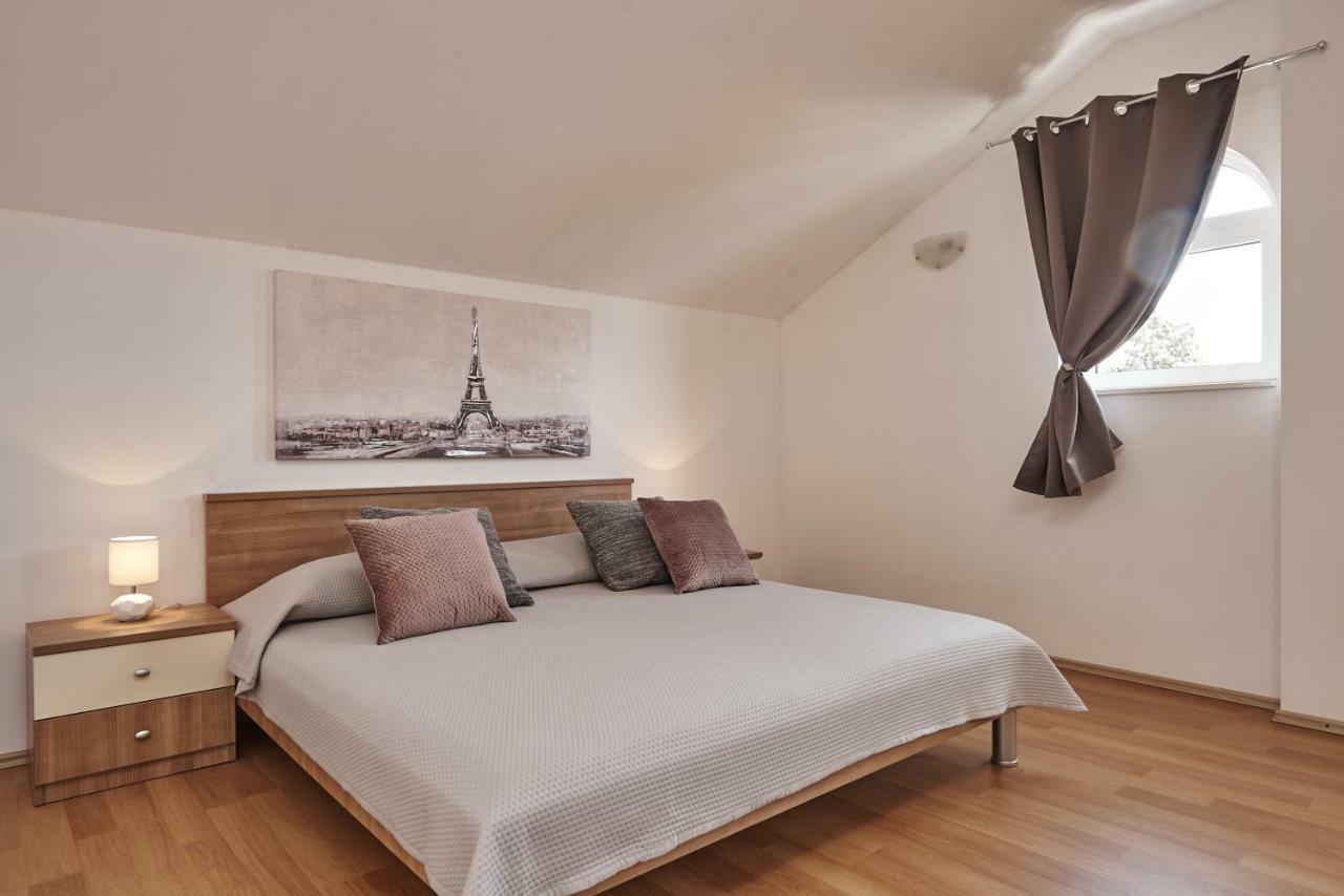Buonocore Apartment Трогир Экстерьер фото
